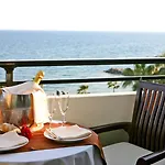 Hotel Amathus 5*
