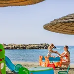 Hotel Amathus