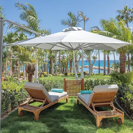 Amathus Hotel 5*