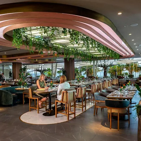 Amathus Hotel 5*