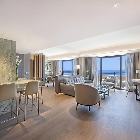 Amathus Hotel