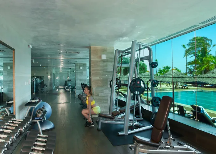 Amathus 5* Лимасол