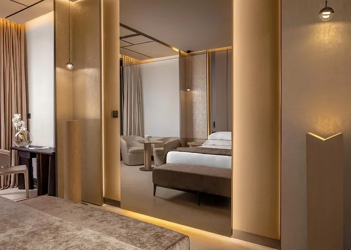 Amathus Отель 5*