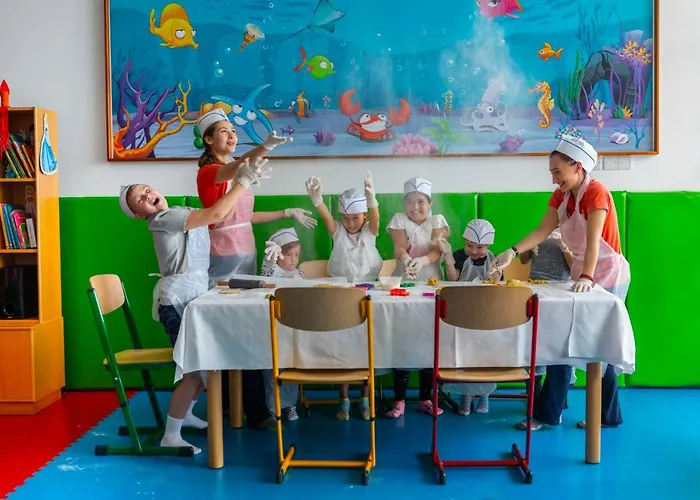 Отель Amathus Лимасол